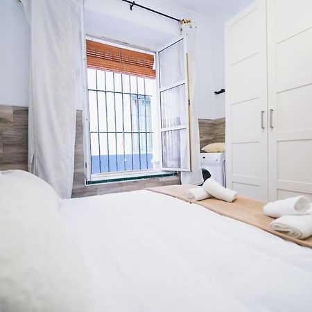 Apartamento En El Barrio De San Lorenzo, Junto A La Basilica Del Gran Poder Sevilla Buitenkant foto