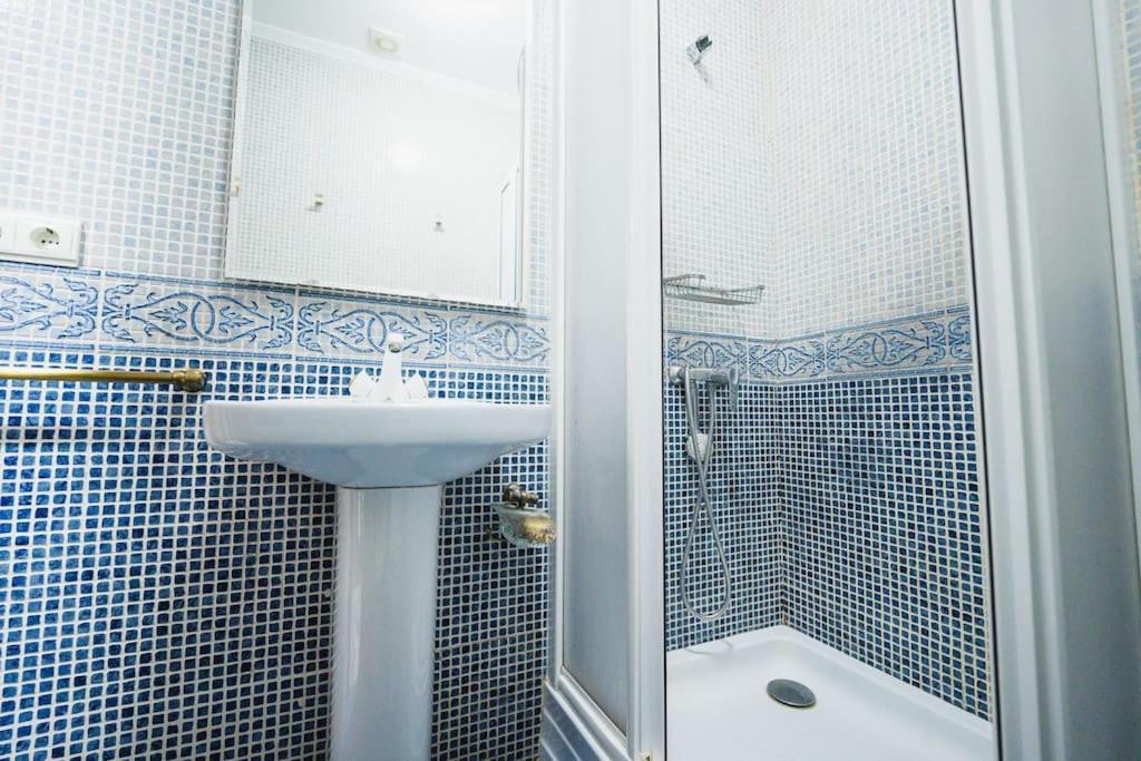 Apartamento En El Barrio De San Lorenzo, Junto A La Basilica Del Gran Poder Sevilla Buitenkant foto